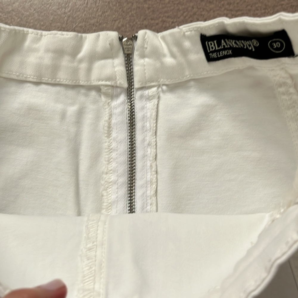 Blank NYC Fringed White Flair Shorts - Picture 3 of 9